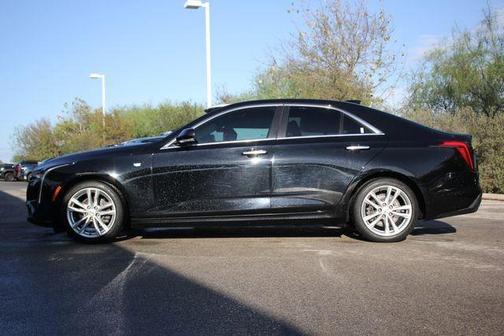 2022 Cadillac CT4 Luxury