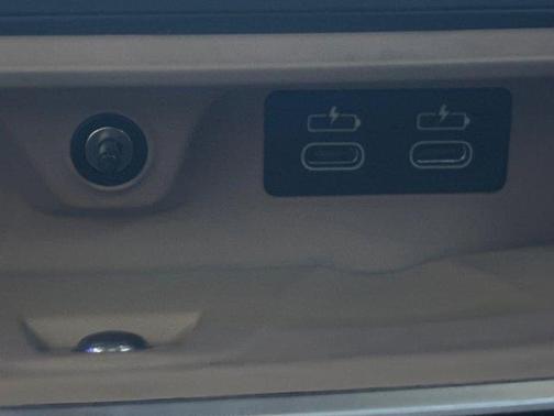 2022 BMW 750 i xDrive