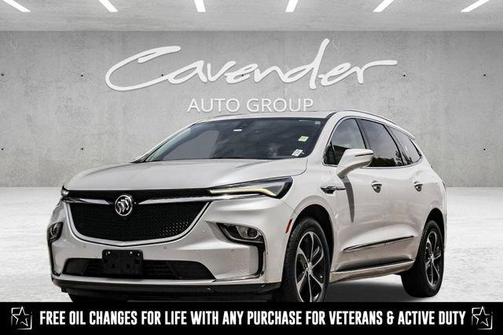 2022 Buick Enclave Essence