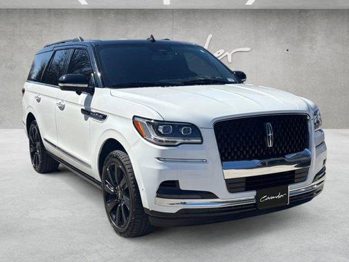 2022 Lincoln Navigator Black Label