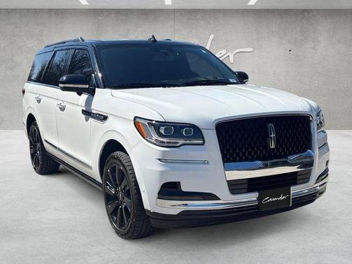 2022 Lincoln Navigator Black Label