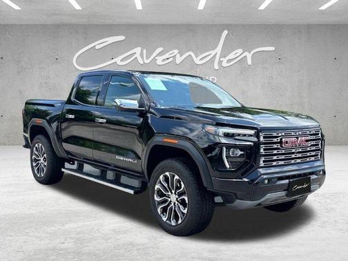 Onyx Black 2025 GMC Canyon Denali