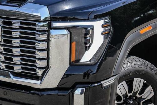 2025 GMC Sierra 2500 Denali