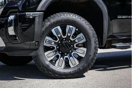 2025 GMC Sierra 2500 Denali