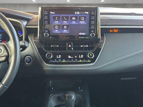 2021 Toyota Corolla Hatchback XSE