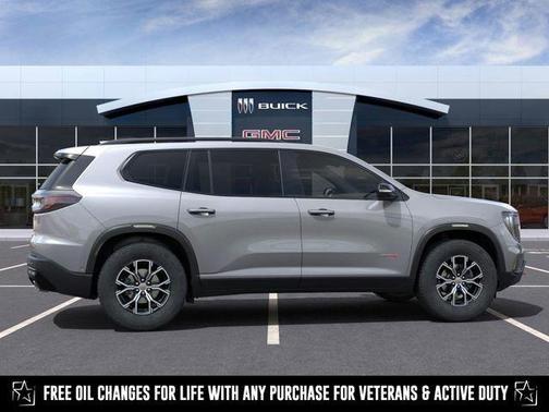 2025 GMC Acadia AT4