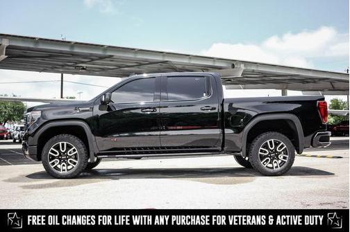 2022 GMC Sierra 1500 AT4