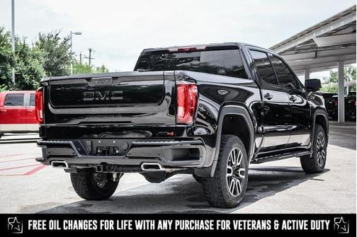 2022 GMC Sierra 1500 AT4