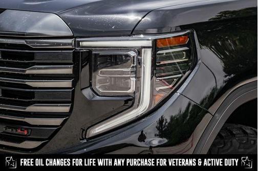 2022 GMC Sierra 1500 AT4