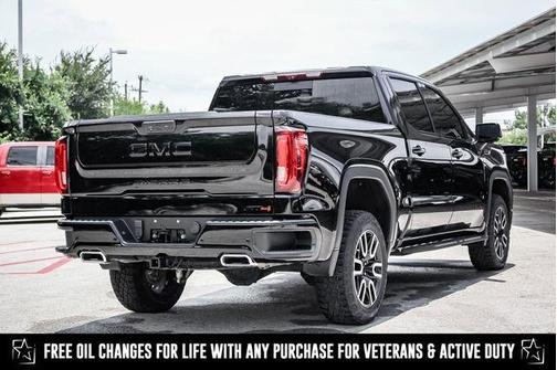 2022 GMC Sierra 1500 AT4