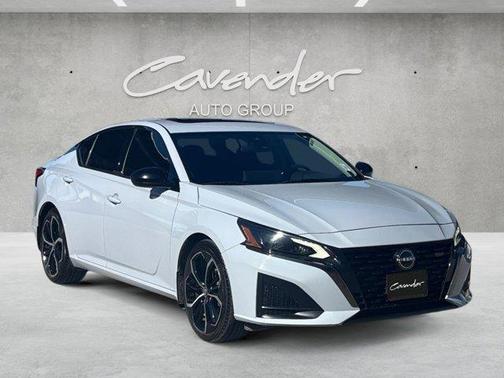 2023 Nissan Altima 2.5 SR