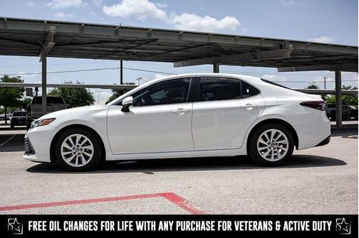 2022 Toyota Camry LE