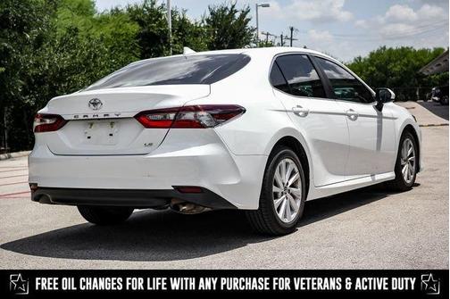 2022 Toyota Camry LE