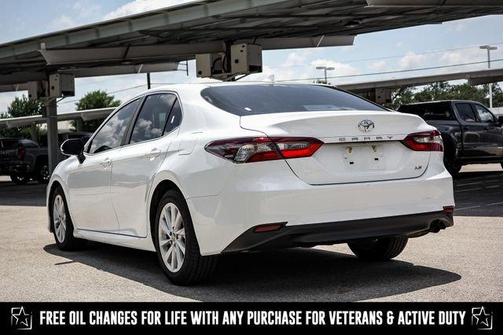 2022 Toyota Camry LE