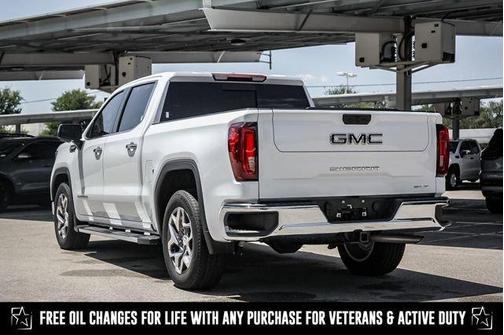 2025 GMC Sierra 1500 SLT
