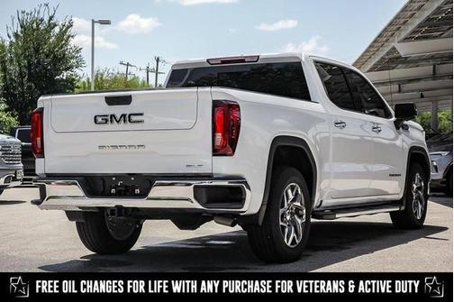 2025 GMC Sierra 1500 SLT
