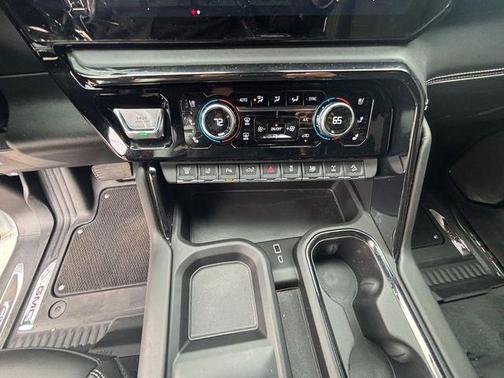 2024 GMC Sierra 2500 AT4X