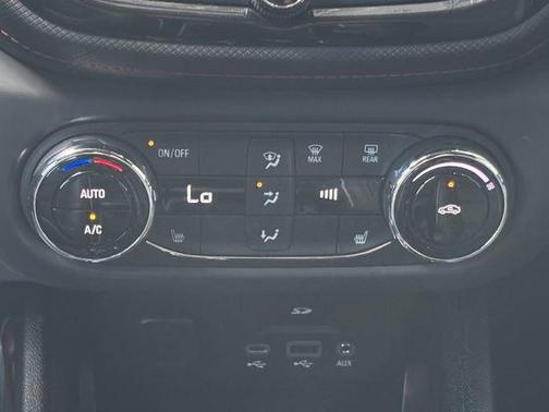 Mosaic Black Metallic 2022 Chevrolet Trailblazer RS