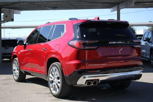 2024 GMC Acadia Denali