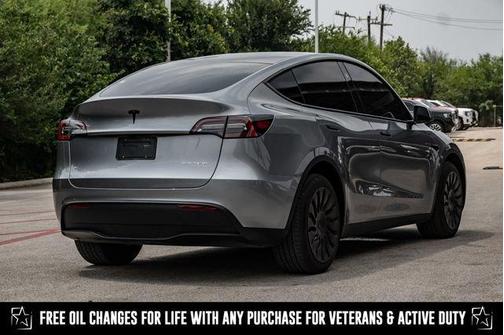 2024 Tesla Model Y Long Range