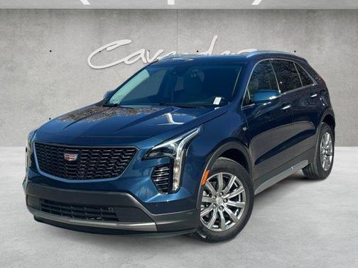 2022 Cadillac XT4 Premium Luxury