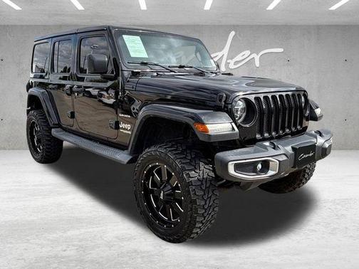 Black Clearcoat 2018 Jeep Wrangler Unlimited Sahara