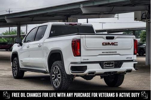 2022 GMC Sierra 1500 AT4