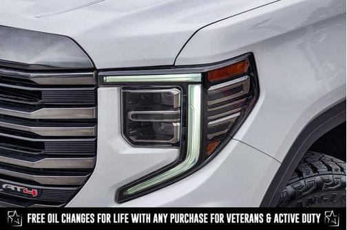2022 GMC Sierra 1500 AT4