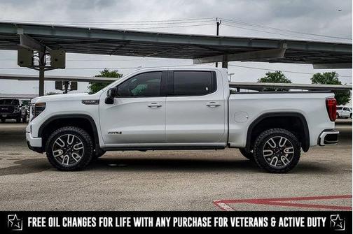 2022 GMC Sierra 1500 AT4