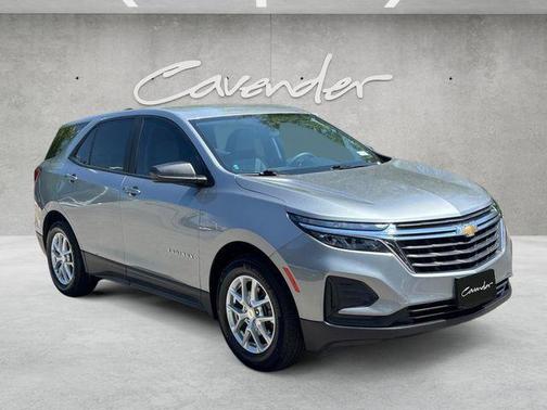 Sterling Gray Metallic 2023 Chevrolet Equinox LS