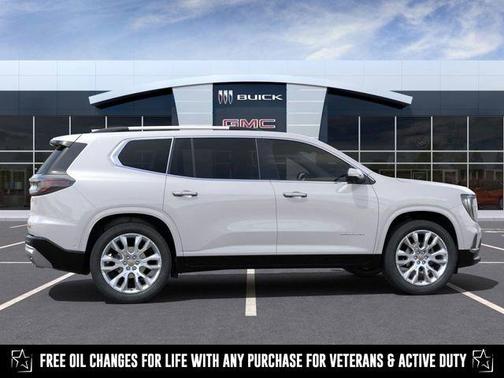 2025 GMC Acadia Denali