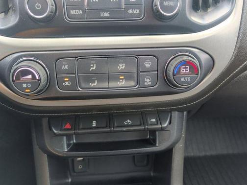 Marine Blue Metallic 2018 GMC Canyon SLE