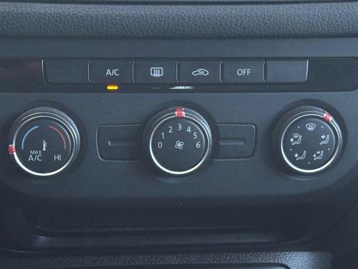 2017 Volkswagen Tiguan Limited 2.0T