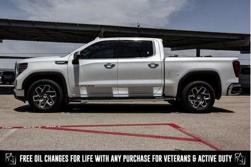 2023 GMC Sierra 1500 SLT