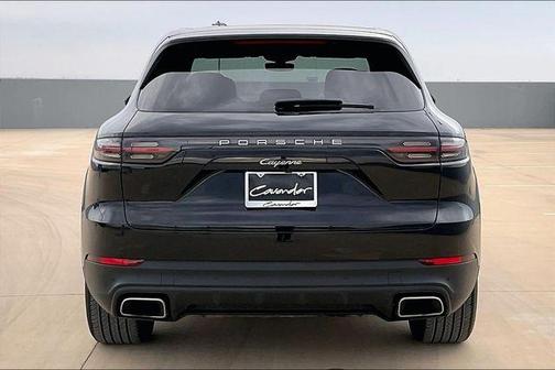 2022 Porsche Cayenne 