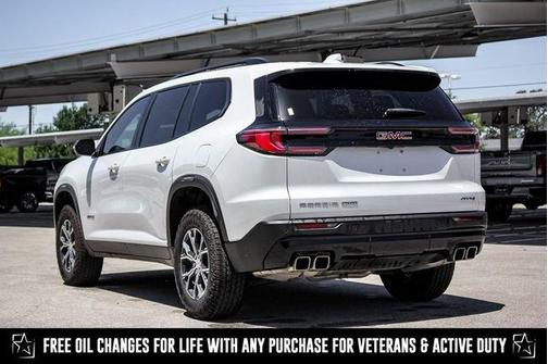 2024 GMC Acadia AT4