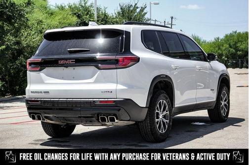 2024 GMC Acadia AT4