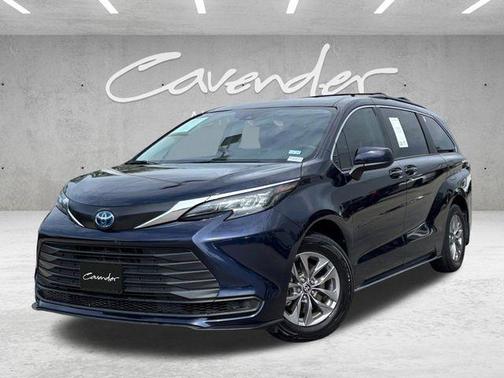 Gray 2024 Toyota Sienna LE