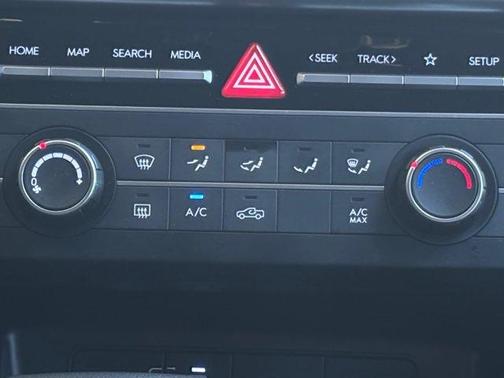 2025 Hyundai SANTA CRUZ SE