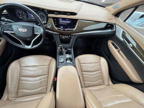 2020 Cadillac XT6 Premium Luxury FWD