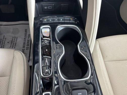 Sapphire Metallic 2023 Buick Envision Essence