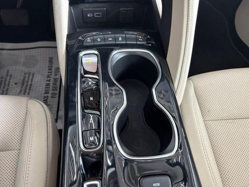 Sapphire Metallic 2023 Buick Envision Essence