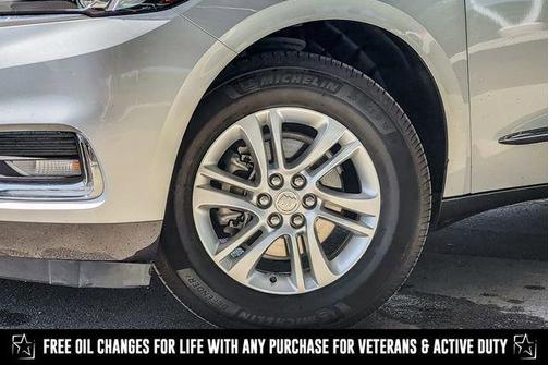 2021 Buick Enclave Essence