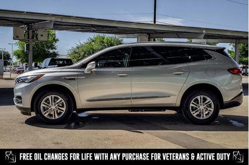 2021 Buick Enclave Essence