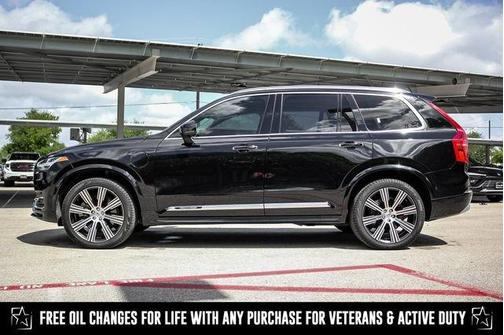 2022 Volvo XC90 Recharge Plug-In Hybrid T8 Inscription 7 Passenger