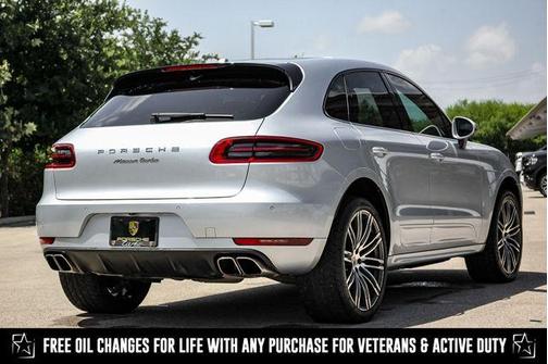 2016 Porsche Macan Turbo