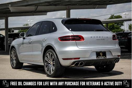 2016 Porsche Macan Turbo