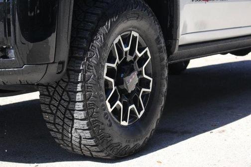 2025 GMC Sierra 2500 AT4X