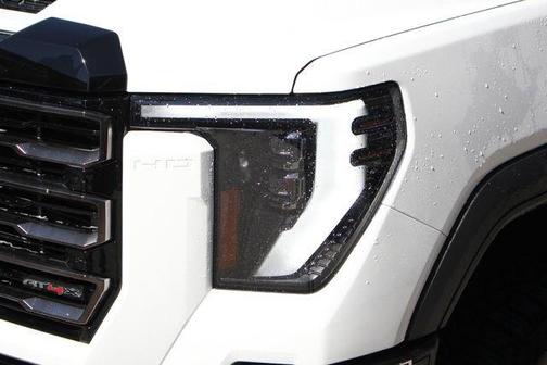 2025 GMC Sierra 2500 AT4X