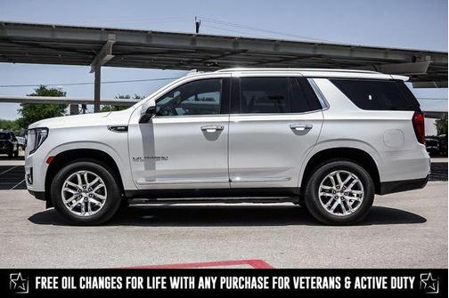 2022 GMC Yukon SLT